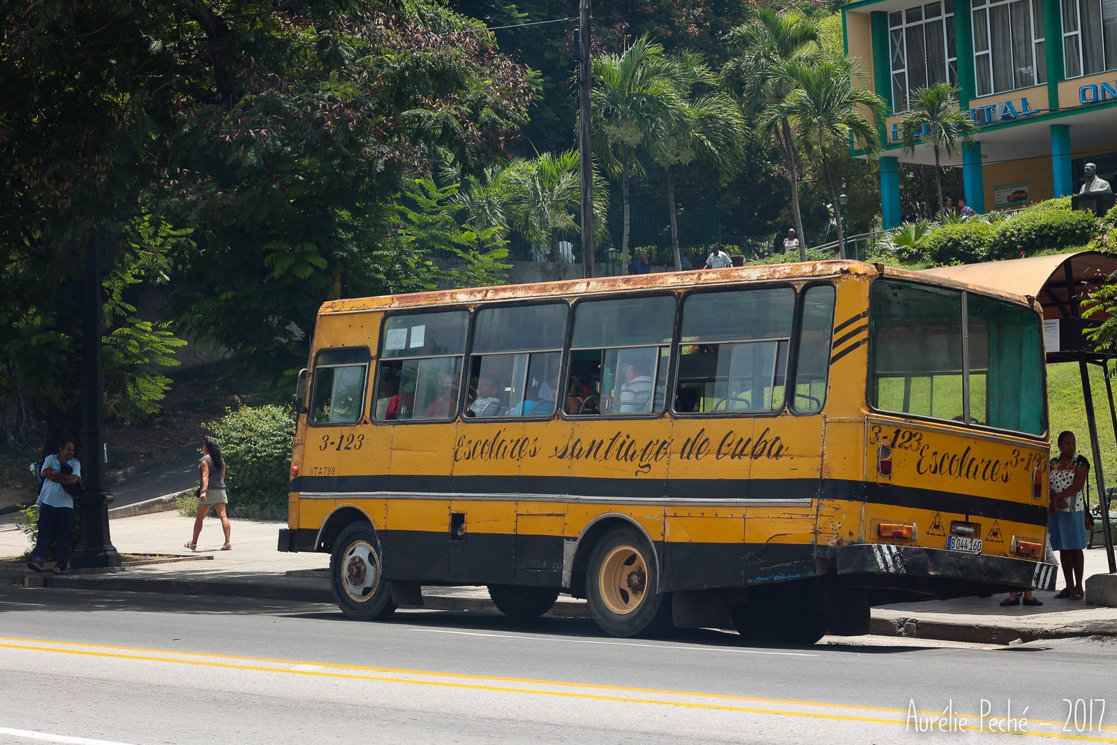 Bus scolaire à Santiago de Cuba