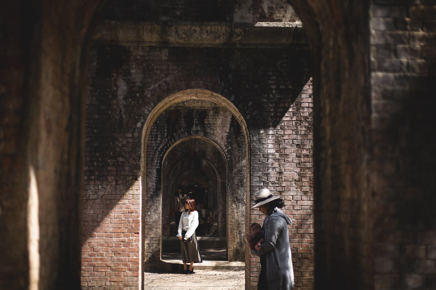 L'enfilade des arches de l'ancien aqueduc de Kyoto.