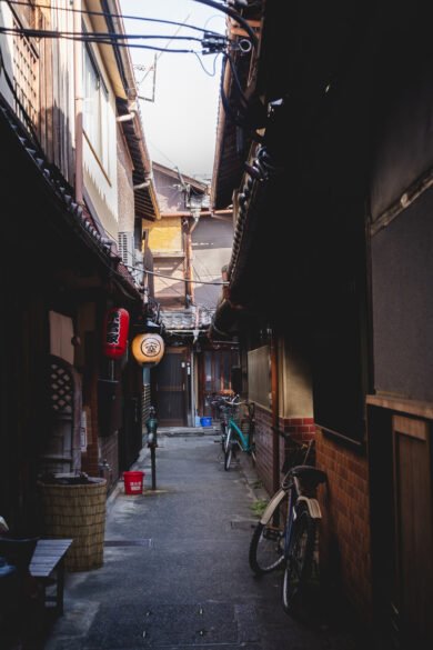 La petite impasse ou je logeais à Kyoto.