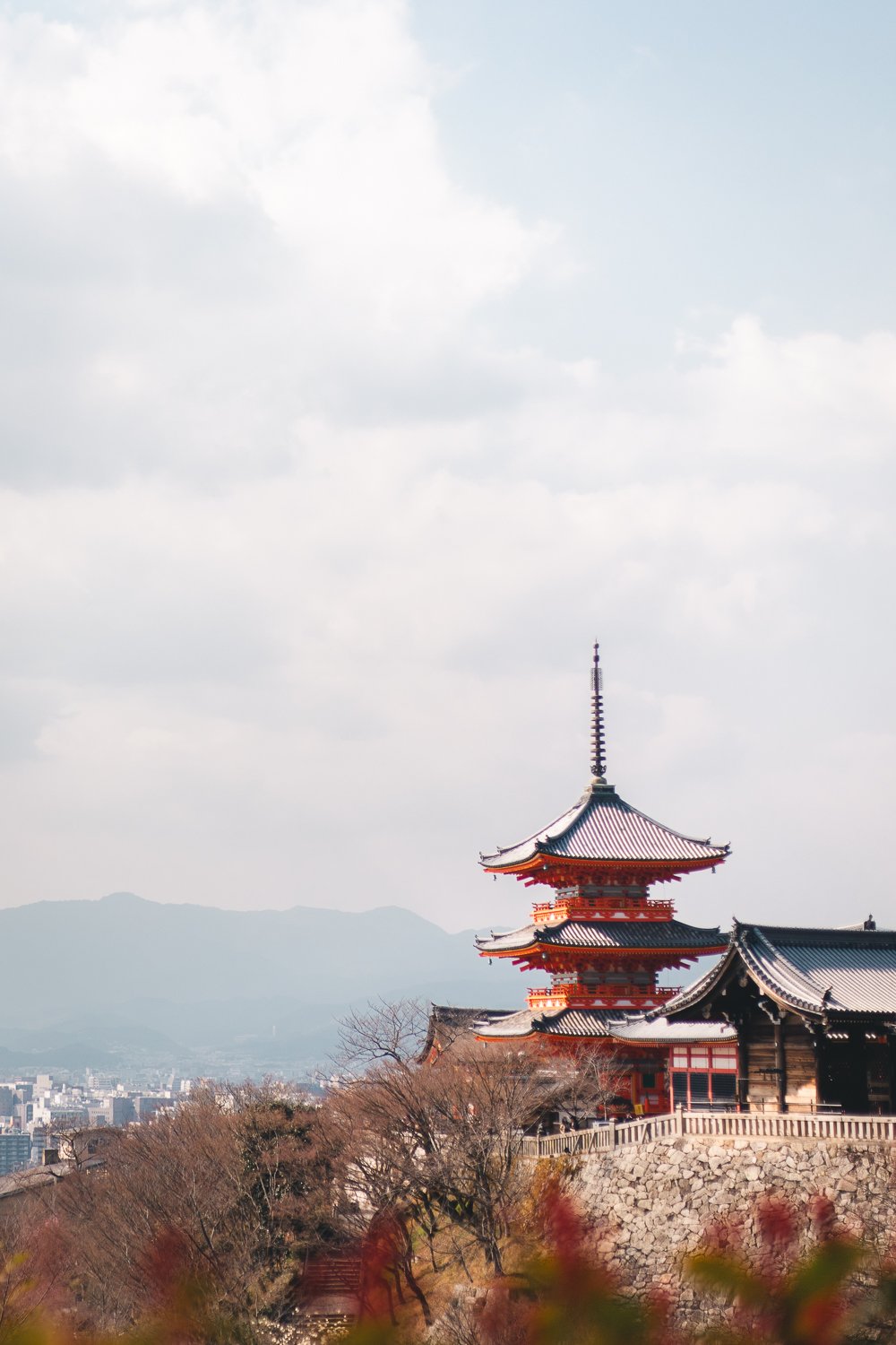 Vue sur la pagode depuis le Kiyomizu-dera à Kyoto