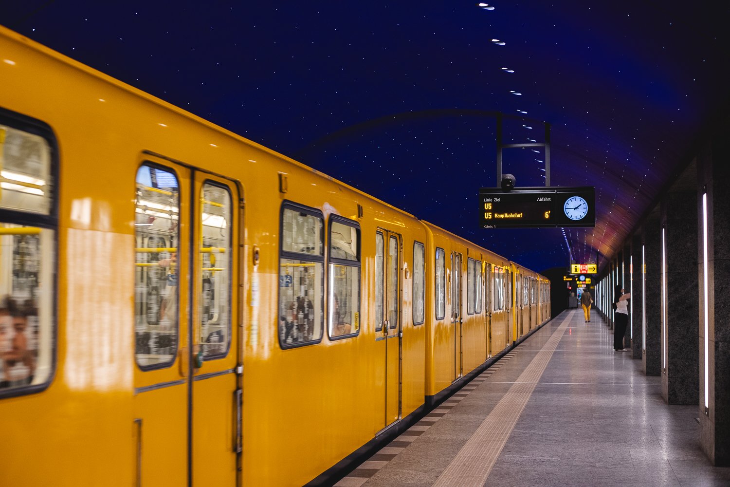 Metro de Berlin dans la station de l'île aux musées