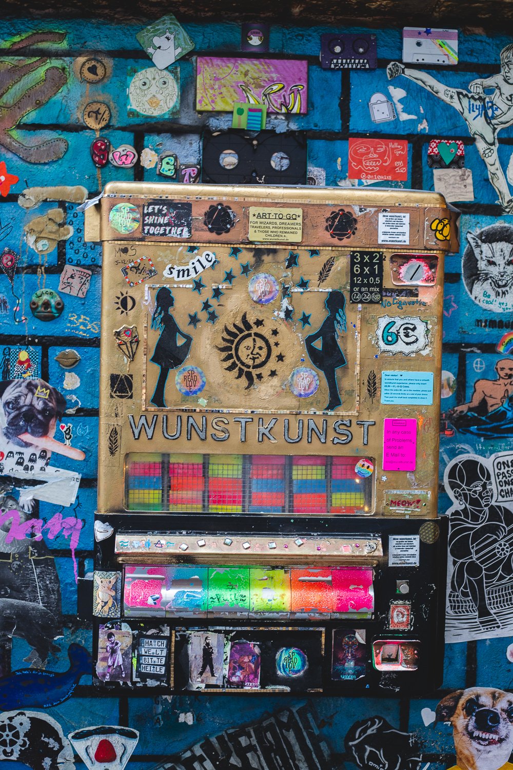 Le distributeur de mini oeuvres d'art dans Haus Schwarzenberg