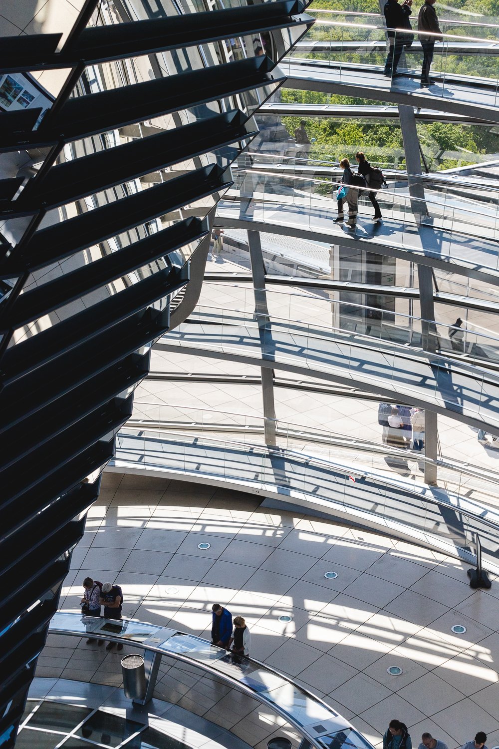 L'intérieur de la coupole du Reichstag